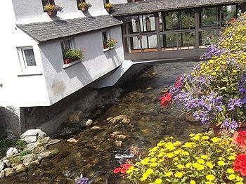 Auberge De L'Isard Saint-Denis  Bagian luar foto