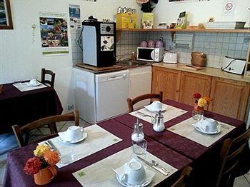 Auberge De L'Isard Saint-Denis  Bagian luar foto